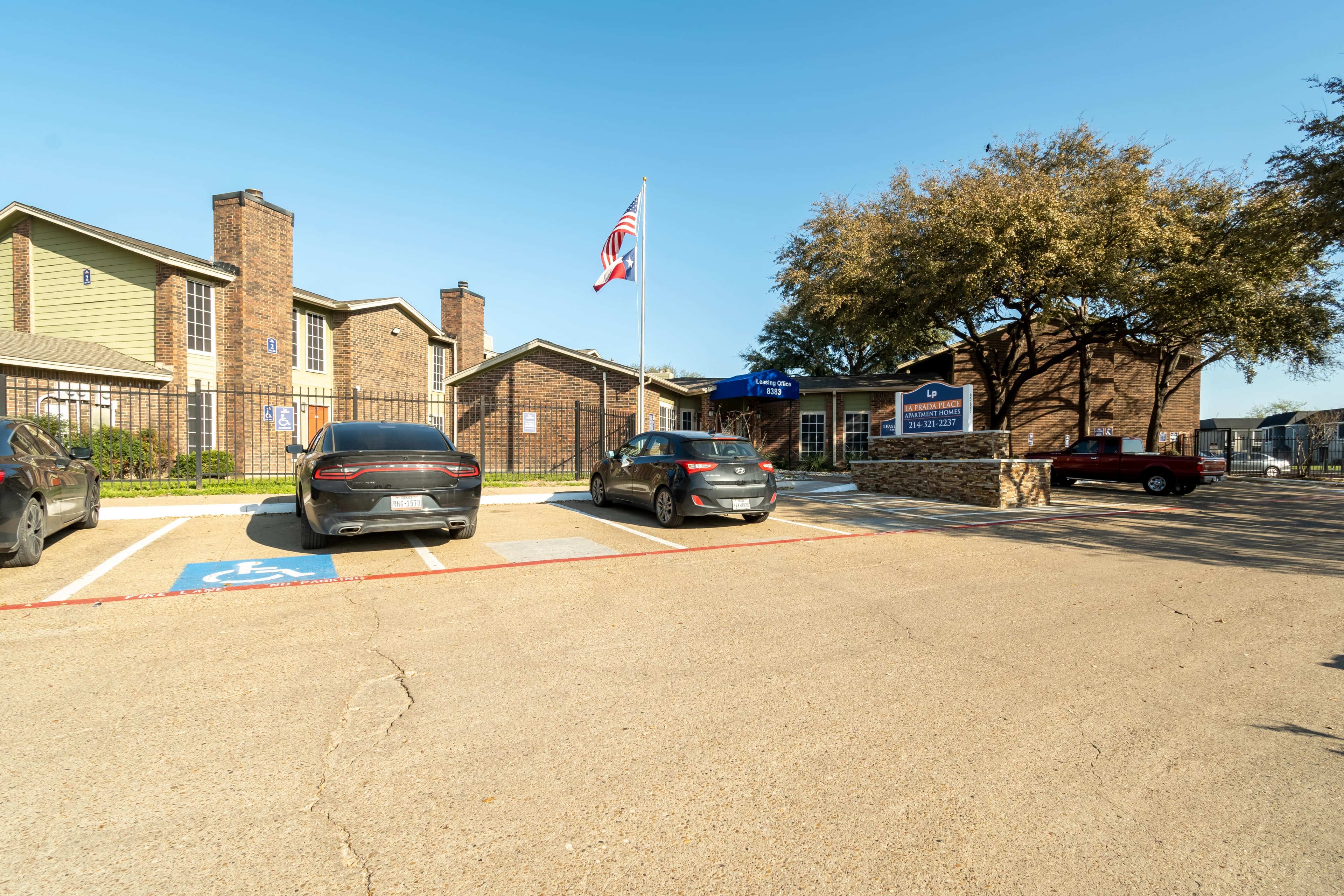 Covered carports and private garages at La Prada Place Apartment Homes