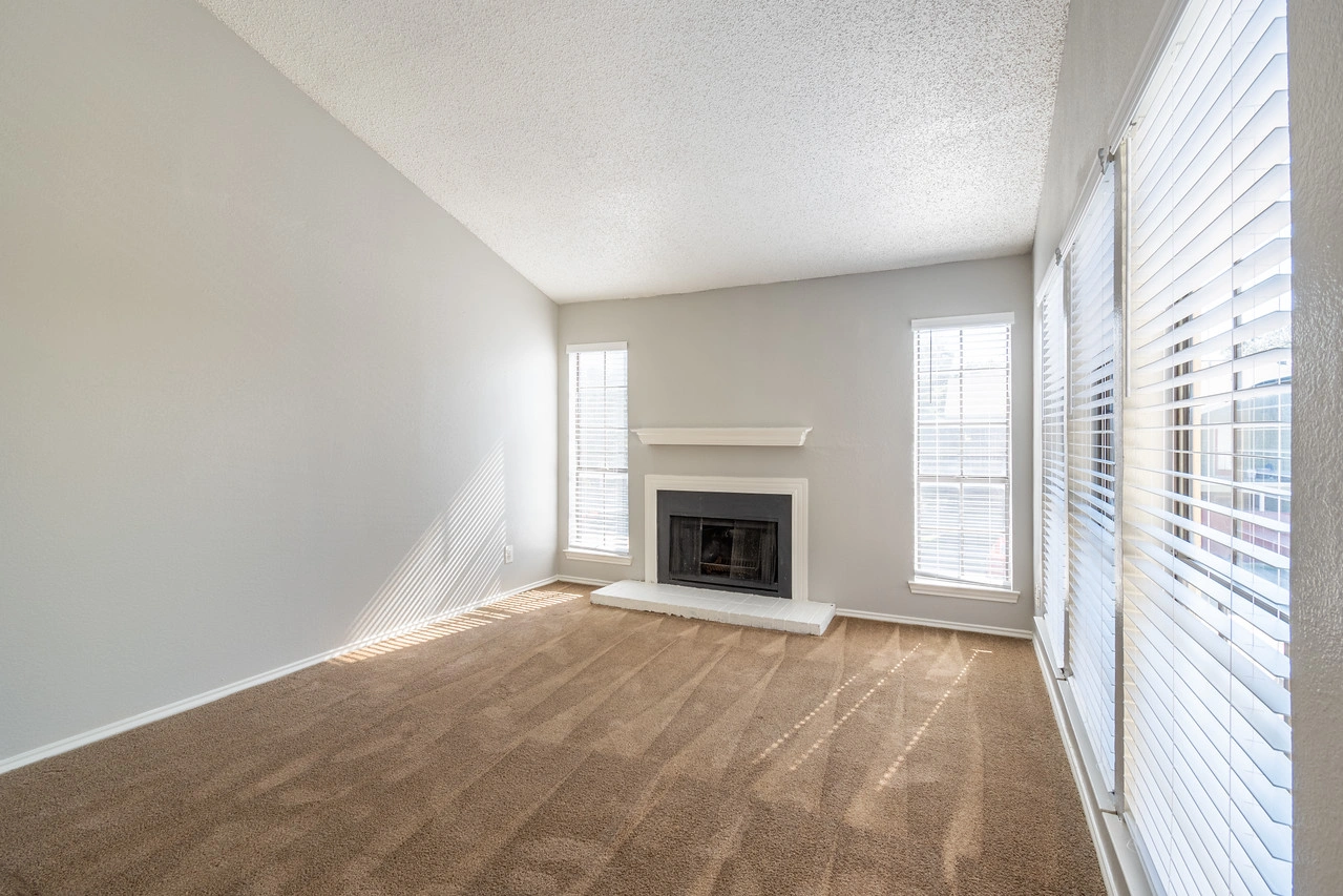 Vaulted ceiling living room at La Prada Place Apartment Homes