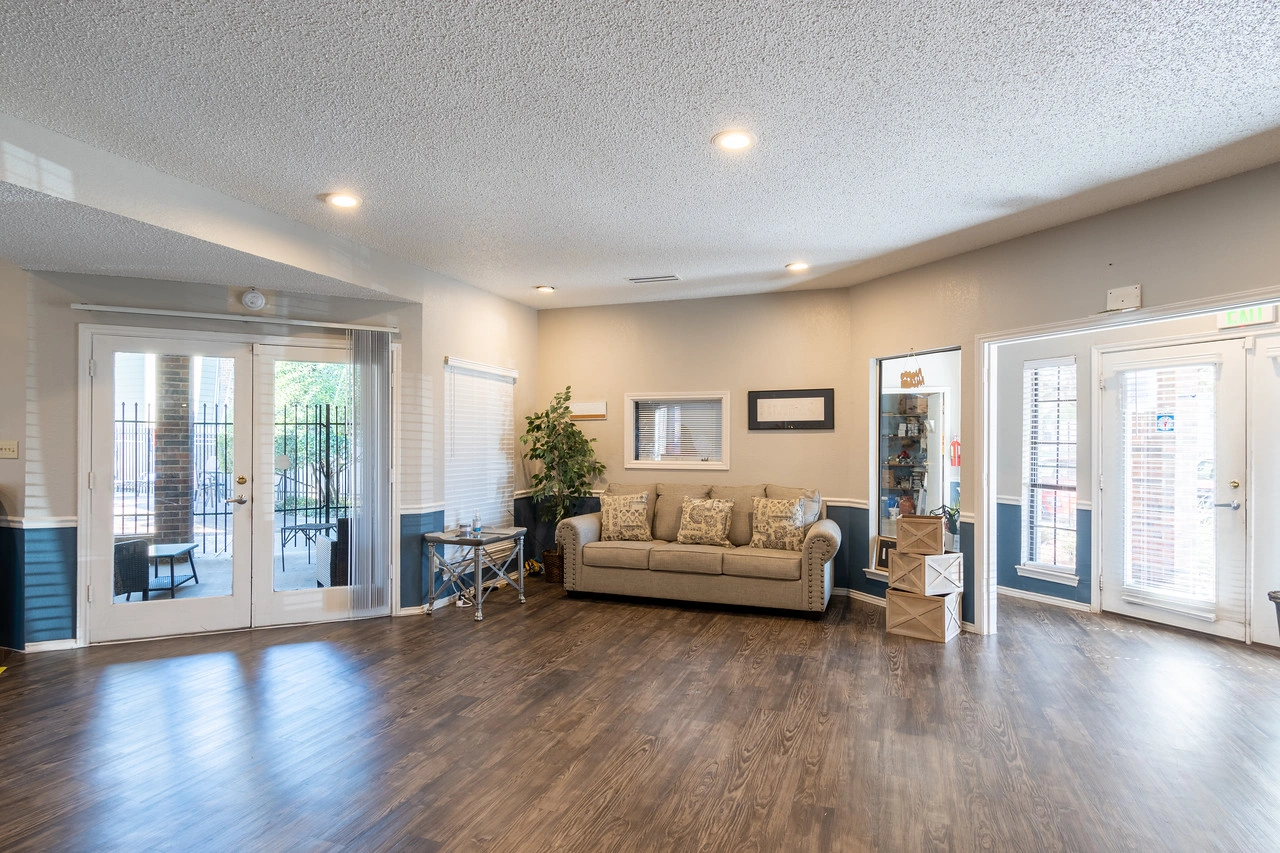 Plan B1 apartment interior at La Prada Place Apartment Homes in Dallas, Texas