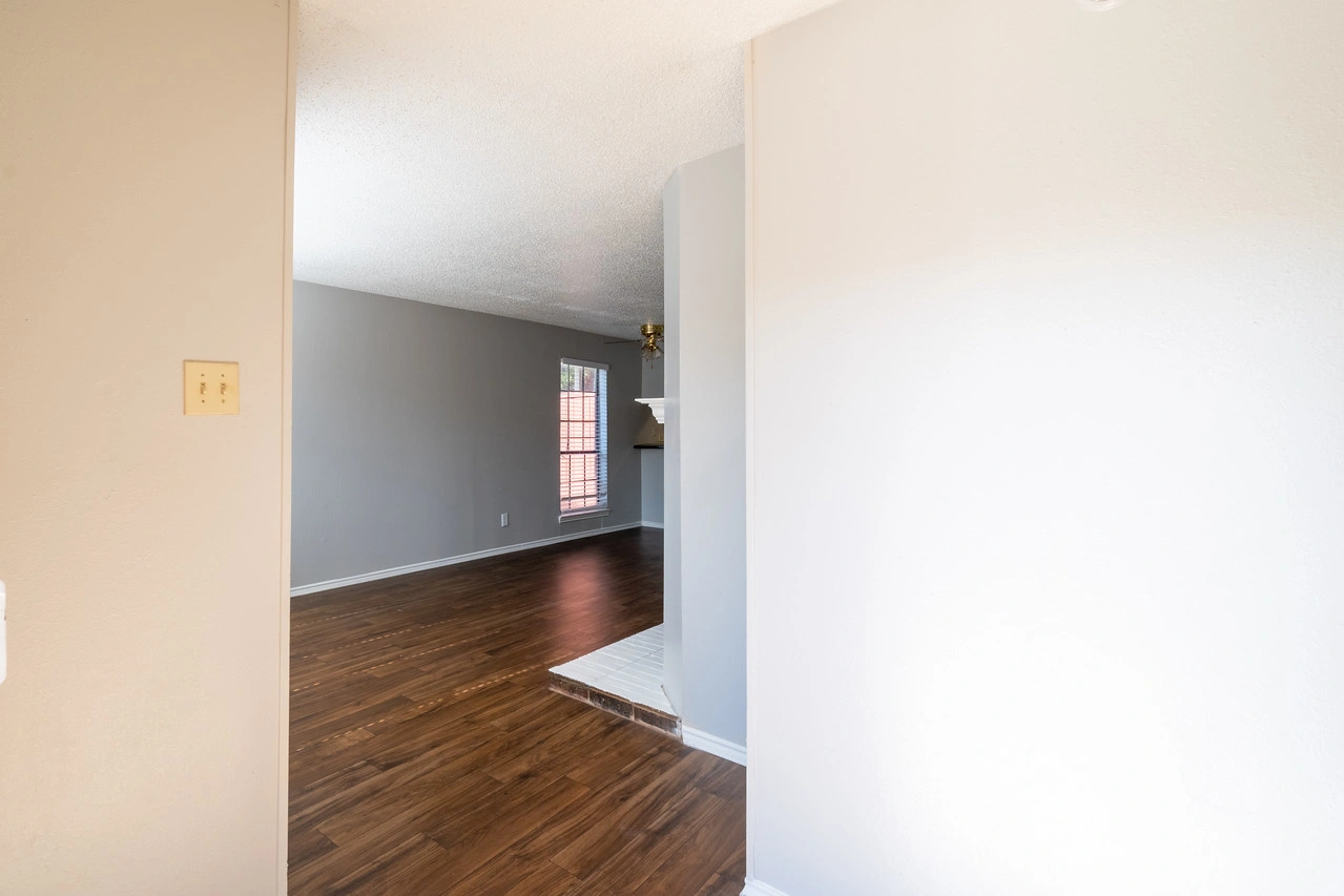 Apartment entry hallway at La Prada Place Apartment Homes
